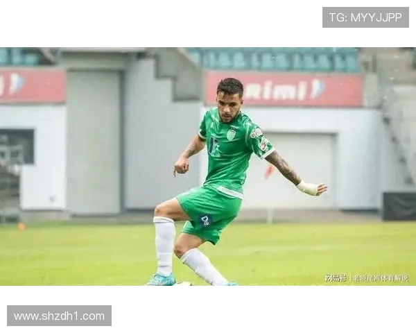 重庆铜梁龙签下巴西若昂佩德罗